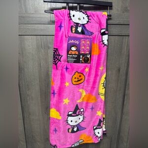 New Hello Kitty Pink Witch Halloween 50" x 70" Plush Throw Blanket New With Tag